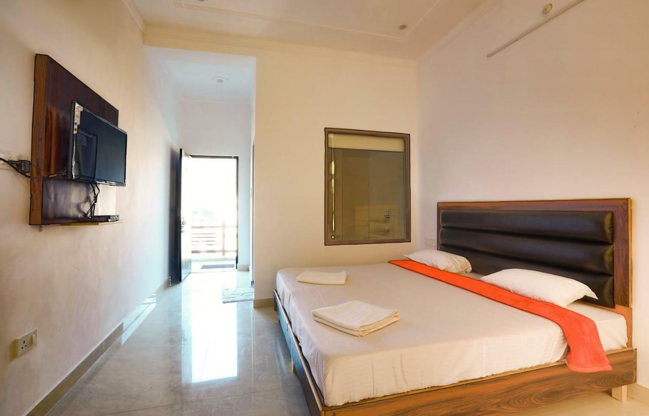 Hotel Tapovan Cottage Ришикеш Экстерьер фото