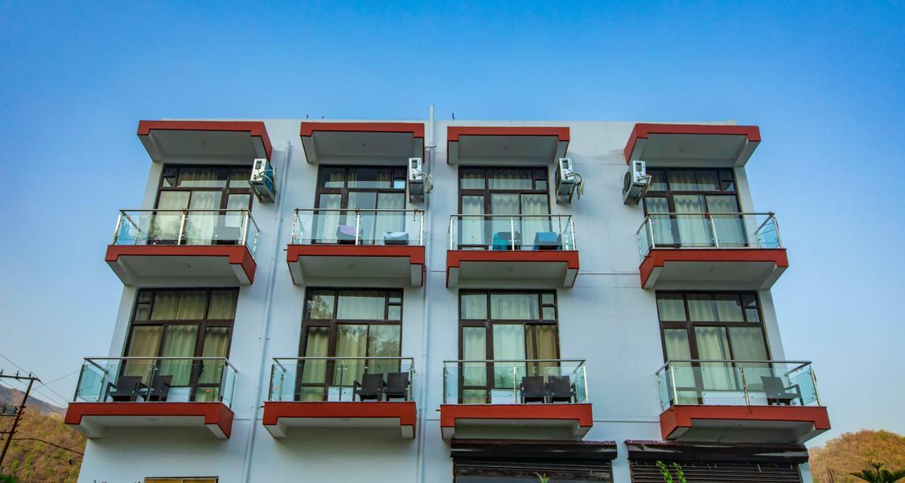 Hotel Tapovan Cottage Ришикеш Экстерьер фото